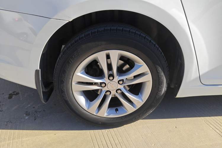 Used Chevrolet Cruze 2015 1.5L Classic SE AT
