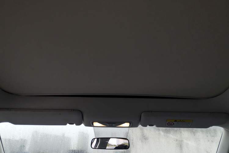 Used Venucia V 2023 260T Idol Edition Pro