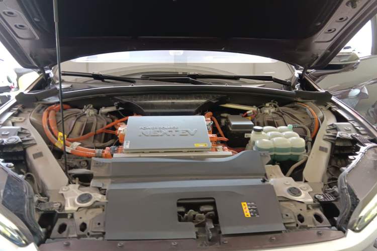 Used Nio ES8 2020 415 km Signature Edition 6-Seater Version
