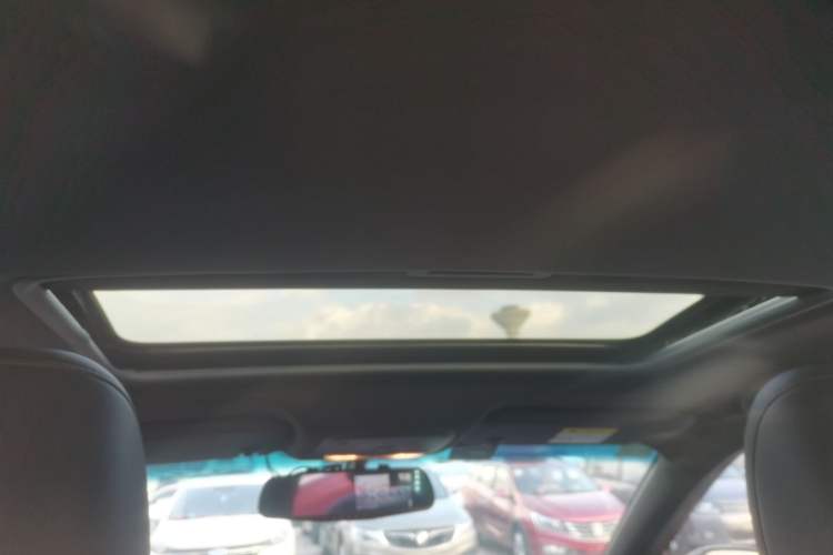 Used Chevrolet Monza 2019 RS 330T Automatic Comfort Edition China VI Standard