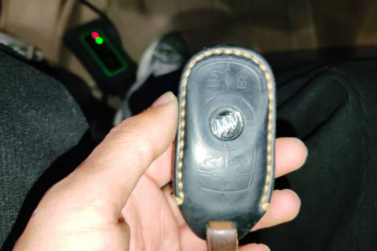 Used Buick GL8 2018 ES 28T Flagship Model China VI Standard
