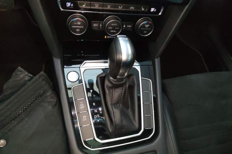 Used Volkswagen Magotan 2018 330TSI DSG Luxury Model