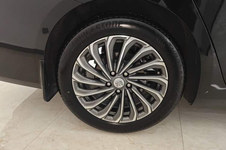 Used Buick LaCrosse 2023 28T Prestige Edition
