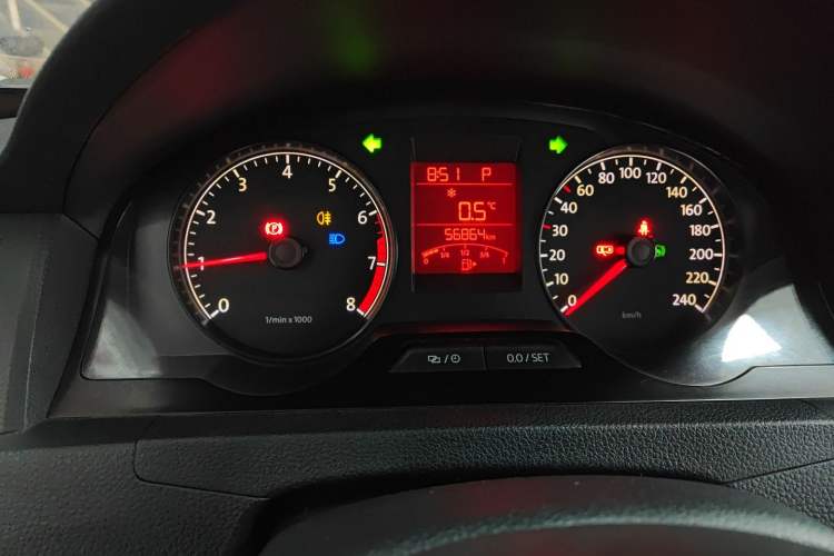 Used Volkswagen Santana 2015 1.6L Automatic Fashion Edition
