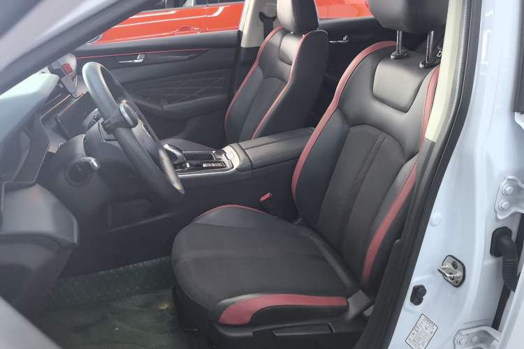 Used Dongfeng Aeolus Yixuan MAX 2023 1.5T Super-Powered Dad Edition
