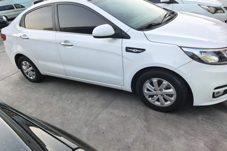 Used Kia K2 2015 Sedan 1.4L MT GLS
