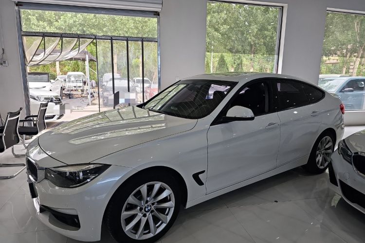 Used BMW 3 Series GT 2018 320i Sport Edition
