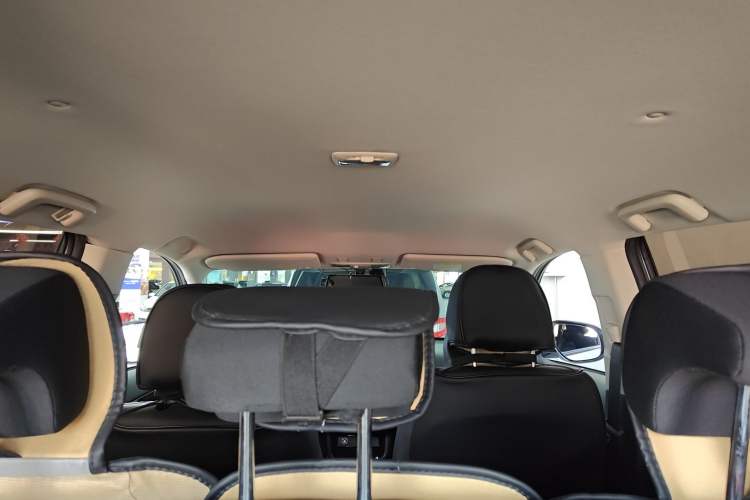 Used Mitsubishi Outlander 2021 Revised Version 2.0L Two-Wheel Drive Comfort Edition 5 Seats
