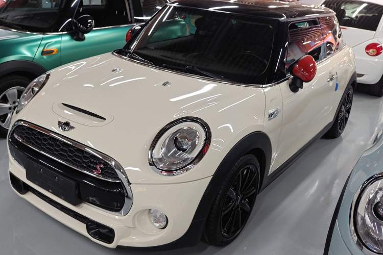 Used  MINI 2014 2.0T COOPER S Fun

