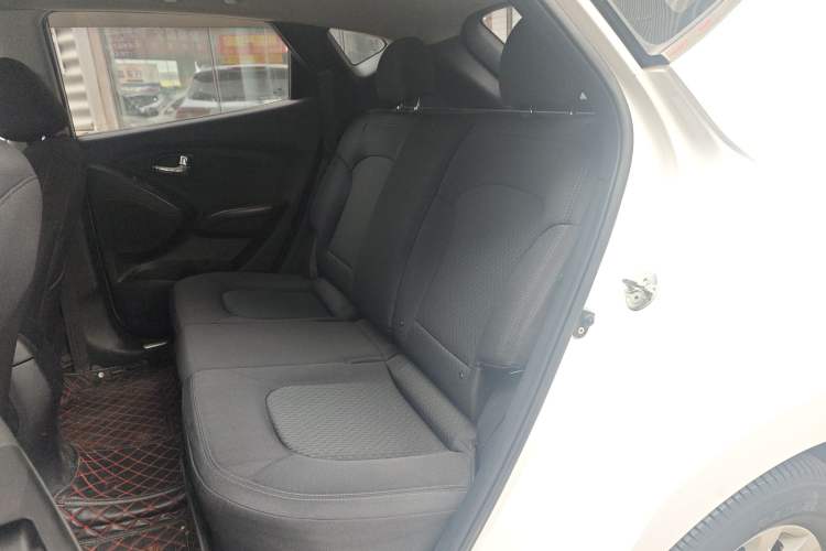 Used Hyundai ix35 2013 2.0L Automatic 2WD Comfort GL China IV Standard
