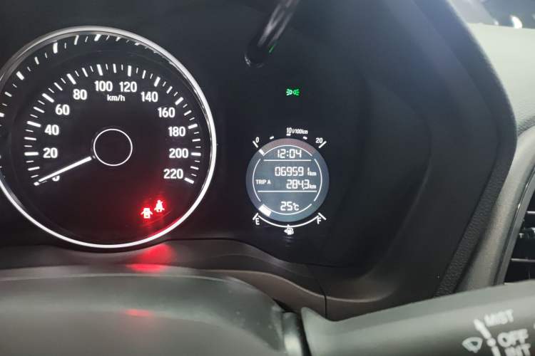 Used Honda Vezel 2020 1.5L CVT Pioneer Edition
