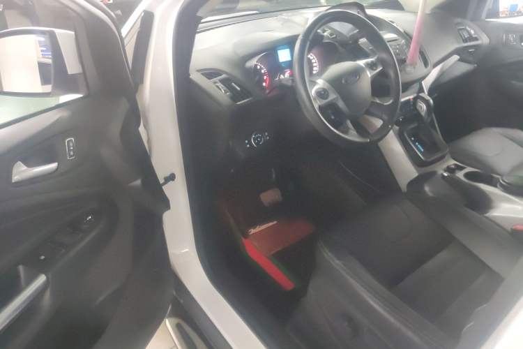 Used Ford Kuga 2015 1.5L GTDi Two-Wheel Drive Fashion Edition
