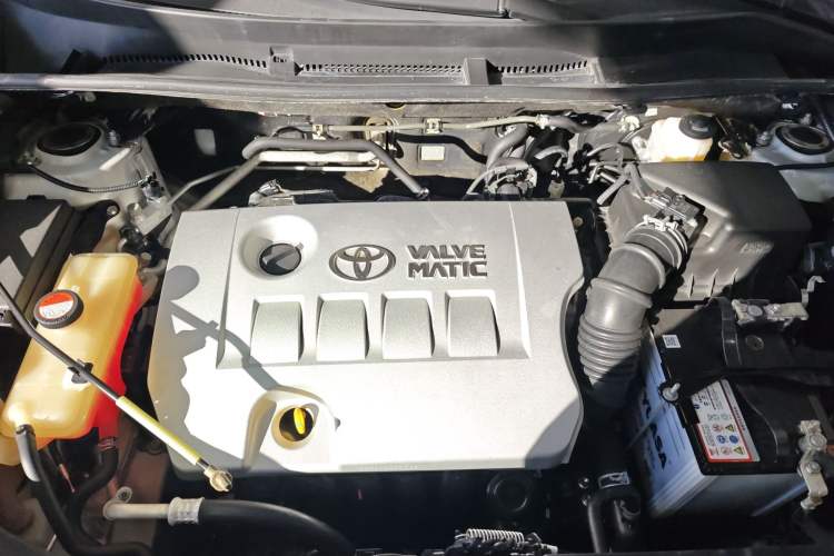 Used Toyota RAV4 2016 2.0L CVT Two-Wheel Drive Fashion Edition China V Standard