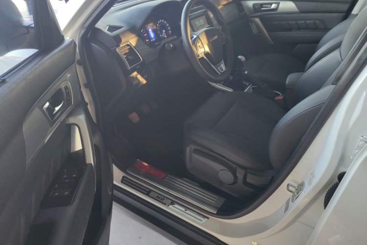 Used Haval H2 2014 1.5T Manual Two-Wheel Drive Elite Edition
