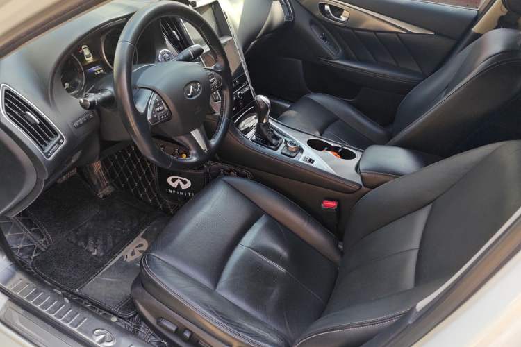 Used Infiniti Q50L 2016 2.0T Enjoyment Edition
