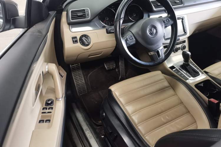 Used Volkswagen FAW-Volkswagen CC 2013 1.8TSI Prestige Model
