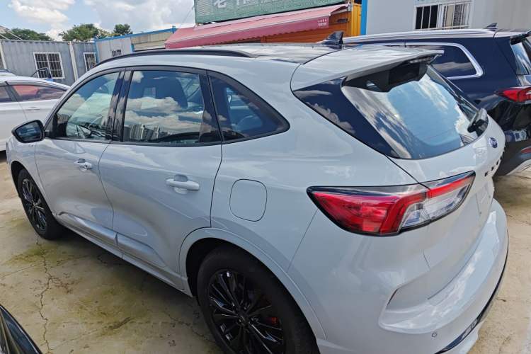 Used Ford Escape 2024 EcoBoost 245 Four-Wheel Drive ST-Line Pro Trim