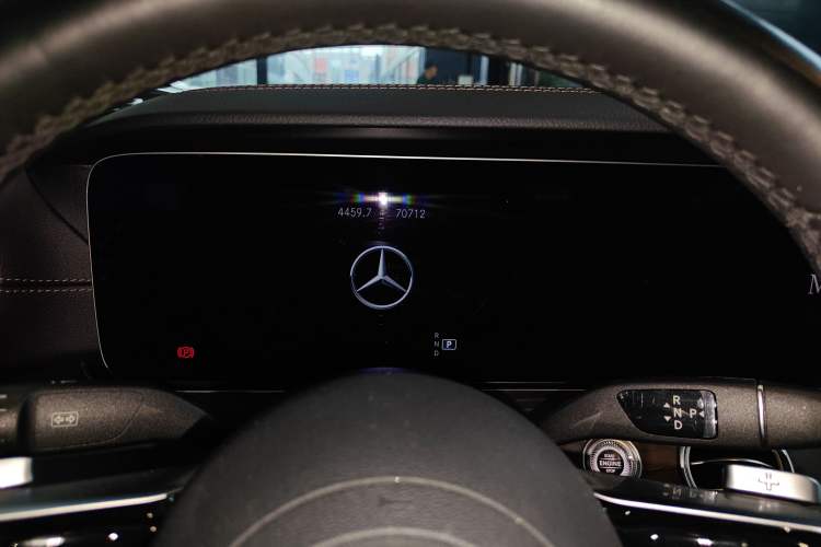 Used Mercedes-Benz E-Class 2021 Restyled E 300 L Sporty and Stylish Edition
