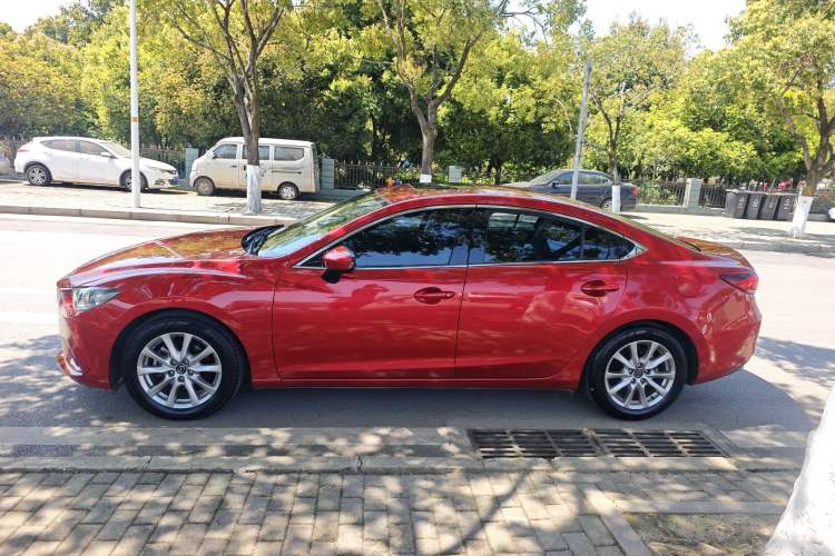 Used Mazda Atenza 2014 2.0L Blue Sky Luxury Edition
