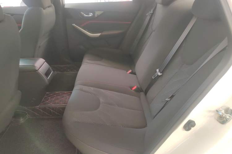 Used Venucia D60 2019 100 000 Glory 1.6L Entry Manual ChenShang Edition China VI
