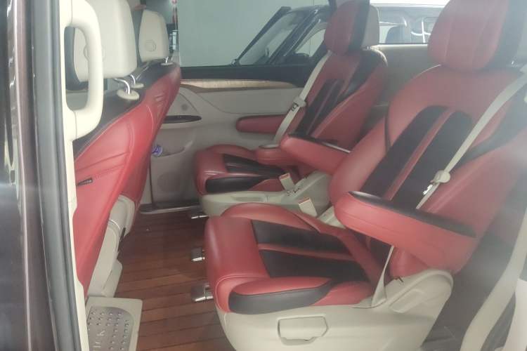 Used Buick GL8 2017 ES 28T Comfort Model China V Standard
