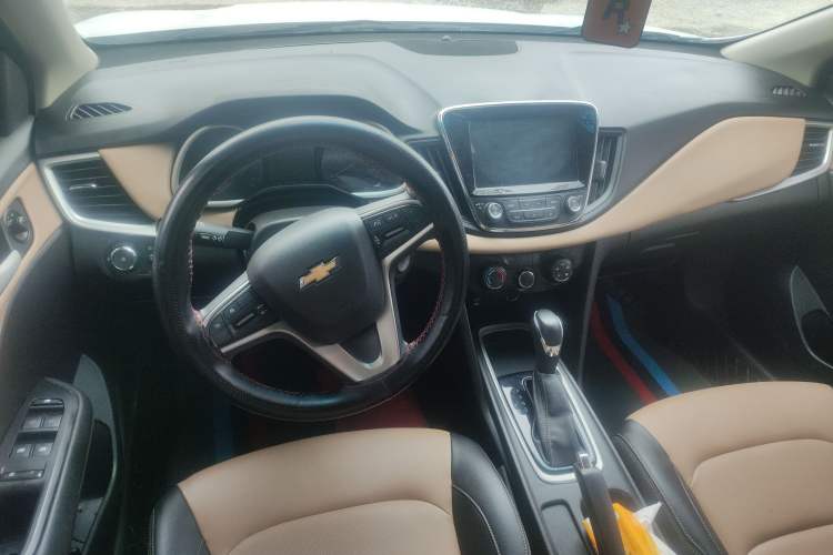 Used Chevrolet Monza 2020 320 Automatic Enjoyment Edition
