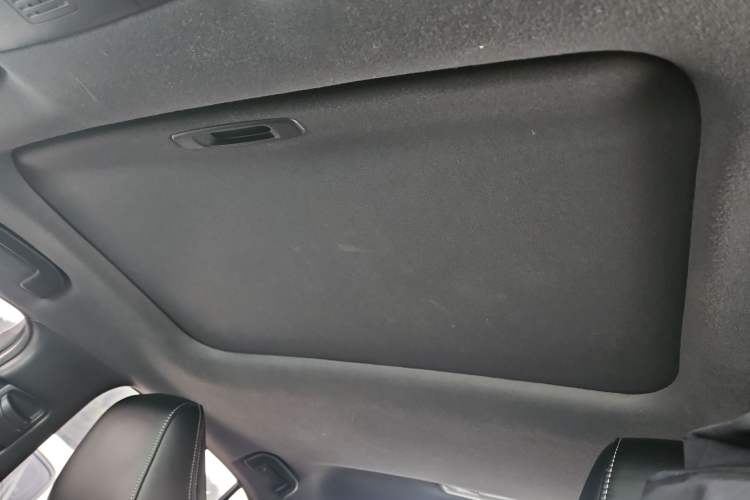 Used Toyota Levin 2021 185T CVT Luxury Edition
