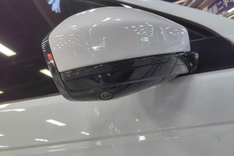 Used Land Rover Discovery Sport 2022 Revised Version 2 249 PS R-Dynamic SE Performance Tech Edition 5 Seats
