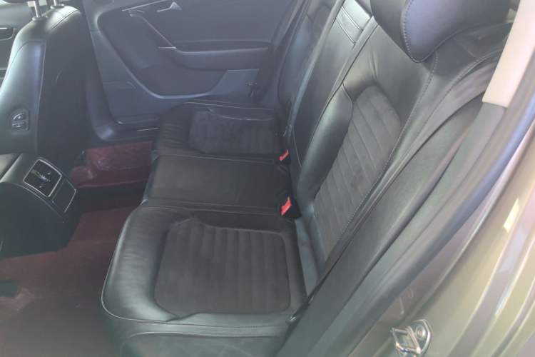 Used Volkswagen Magotan 2015 1.8TSI Luxury Model
