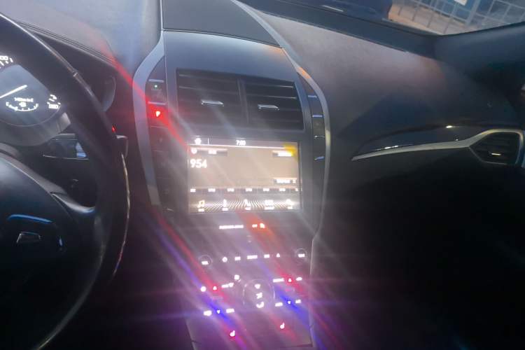 Used Lincoln MKZ 2017 2.0T Luxury Edition
