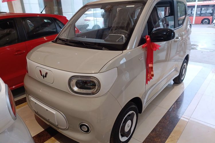 Used Wuling Hongguang MINIEV 2024 3rd Generation 215km Youth Edition
