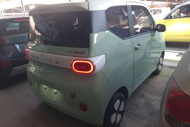 Used Wuling Hongguang MINIEV 2024 3rd Generation 215km Advanced Version
