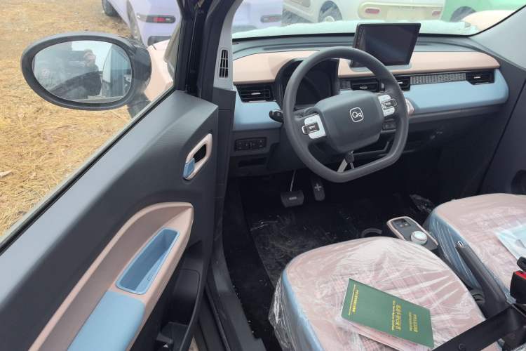 Used Chery QQ Ice Cream 2024 Edition Youth Version 205km Sundae
