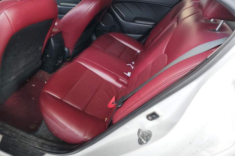 Used Kia K3 2013 1.6L Automatic GLS
