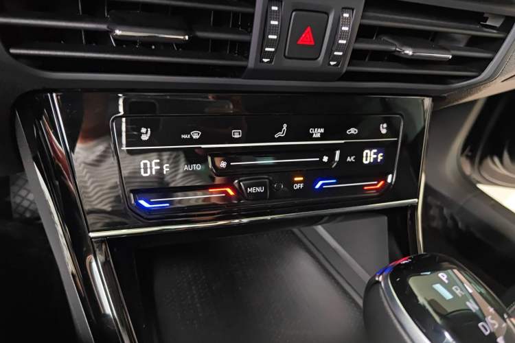 Used Volkswagen Passat 2024 380TSI Starry Dragon Edition
