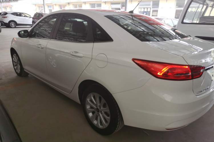 Used Ford Escort 2015 1.5L Automatic Fashion Model
