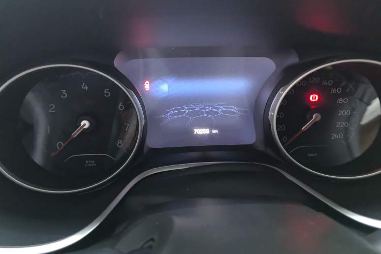 Used  Compass 2017 200T Automatic Family Edition