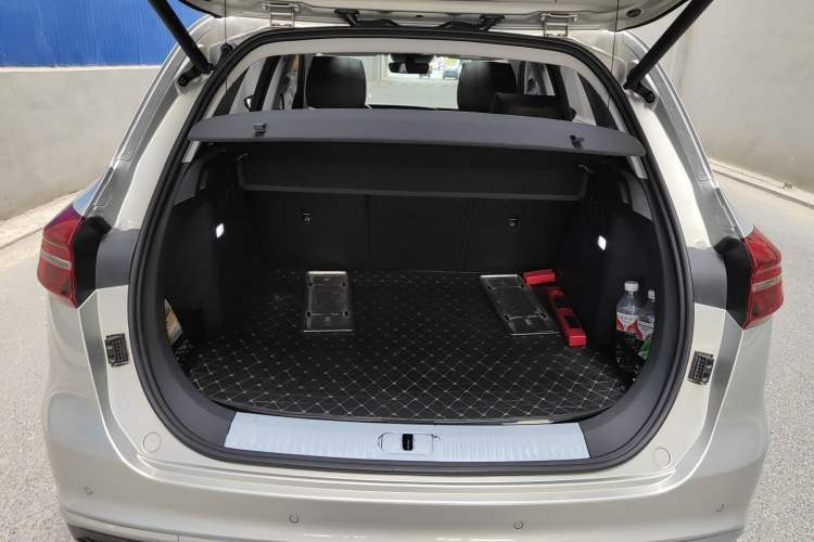 Used Hongqi HS5 2019 2.0T Smart Connect Flagship Edition
