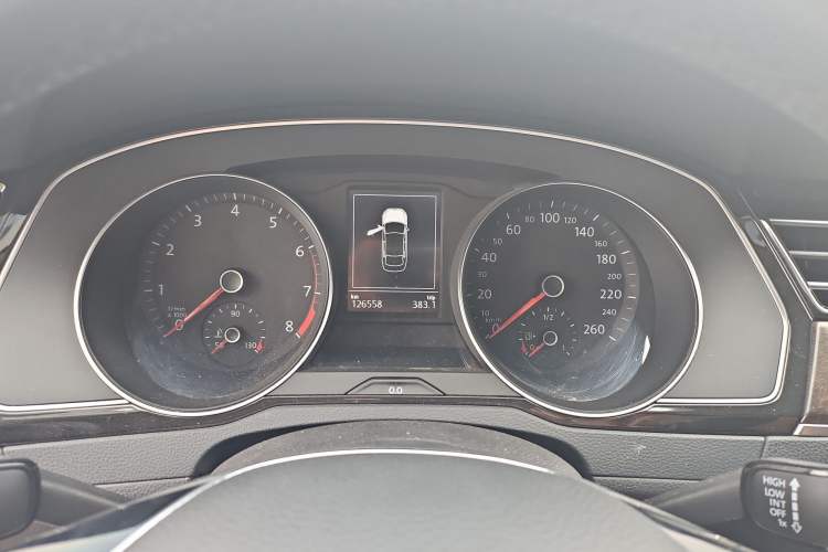 Used Volkswagen Magotan 2018 Facelift 330TSI DSG Luxury Model
