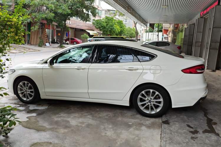 Used Ford Mondeo 2020 EcoBoost 180 Stylish Model
