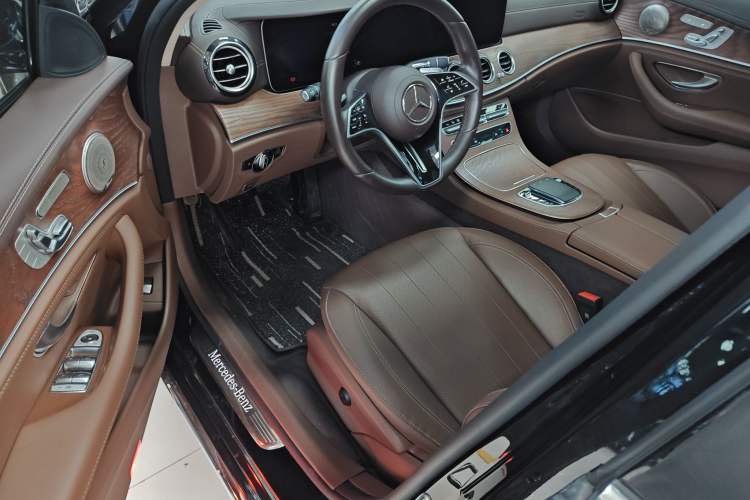 Used Mercedes-Benz E-Class 2023 Updated E 300 L Fashion Edition