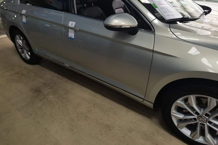 Used Volkswagen Magotan 2019 330TSI DSG Luxury Version China VI Standard
