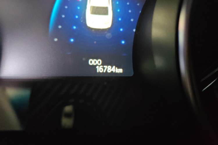 Used Toyota Camry 2021 2.0G Luxury Edition
