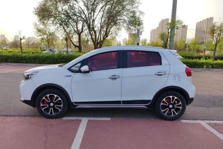 Used Geely Auto Vision X3 2017 1.5L Automatic Prestige Model
