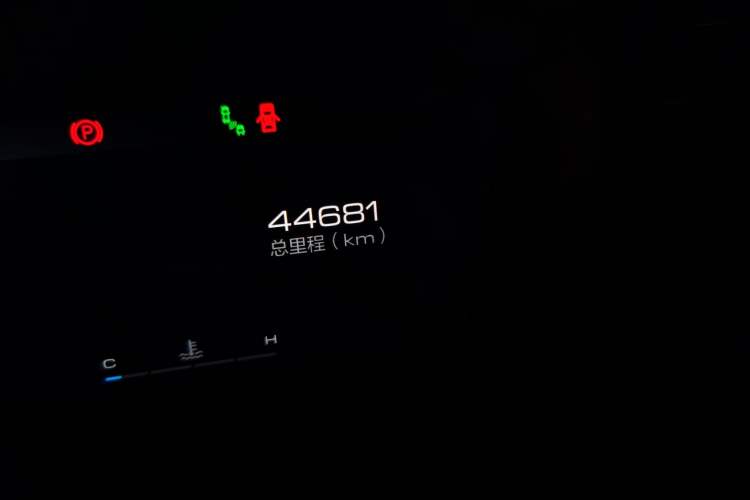 Used Wey Mocha 2021 2.0T Two-Wheel-Drive Ultra-Strong Version
