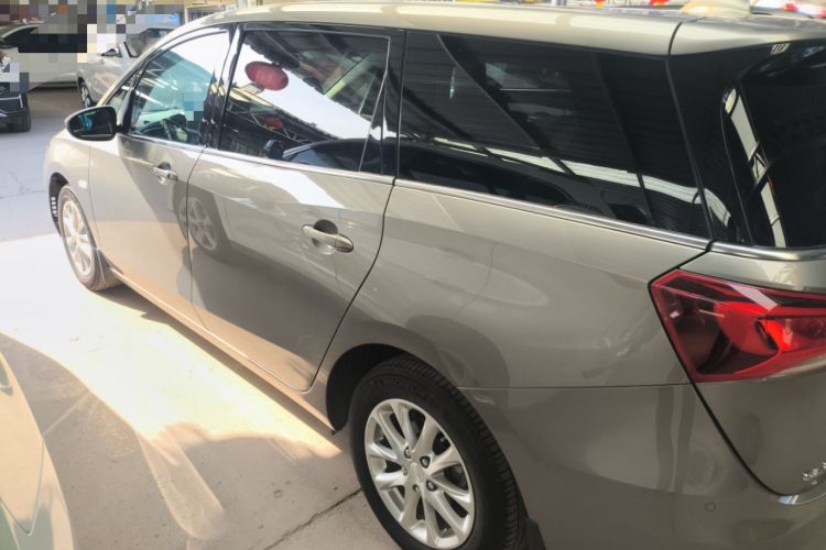 Used Buick GL6 2019 18T 6-Seater Elite Version China V Standard
