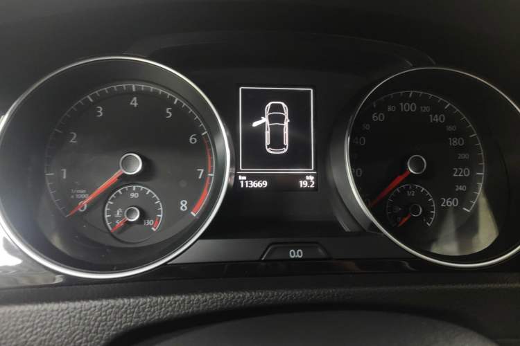 Used Volkswagen Golf 2018 280TSI Automatic R-Line Model
