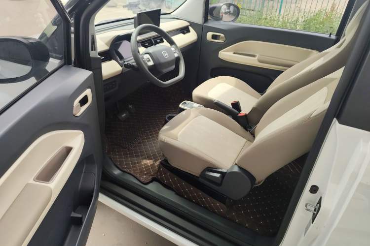 Used Chery QQ Ice Cream 2024 Edition Youth Version 205km Sundae
