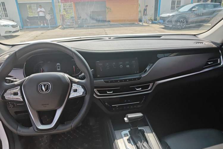 Used Changan CS35PLUS 2021 Honor Million Edition 1.6L CVT Luxury Model

