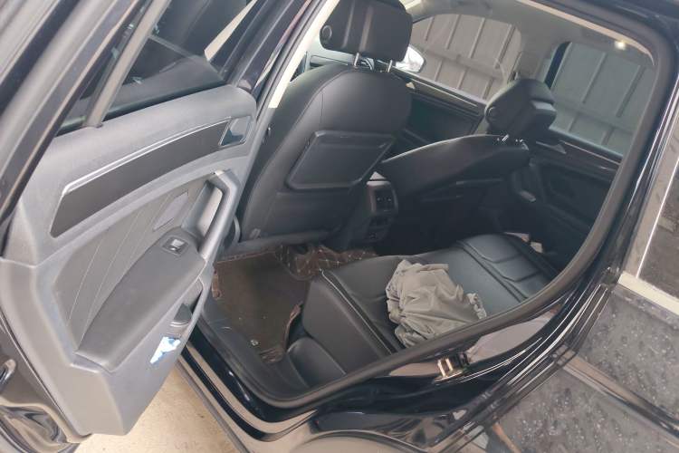 Used Volkswagen Tiguan 2018 330TSI All-Wheel-Drive Innovation Model
